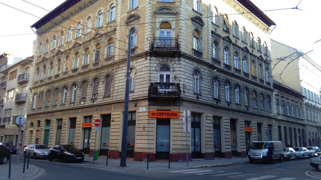 Maxim Apartman Будапешт Экстерьер фото